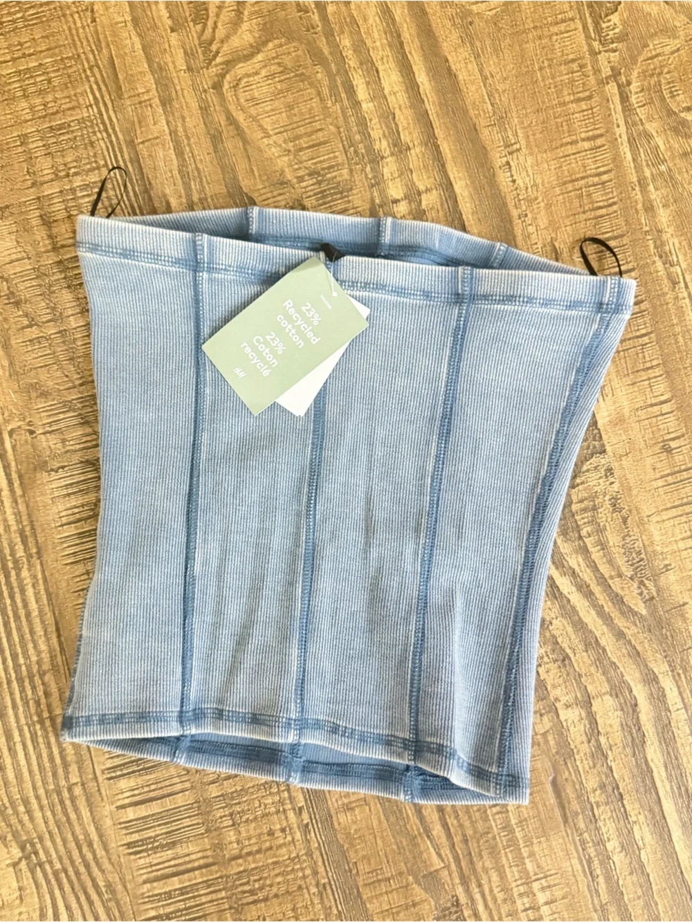 H&M Strapless Ribbed Tube Top. - Picture 2 of 4